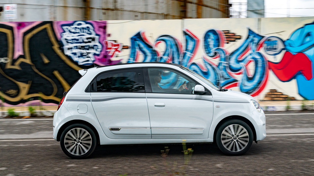 Renault Twingo Sce Cv Urban Night Foto E Immagini Esclusive