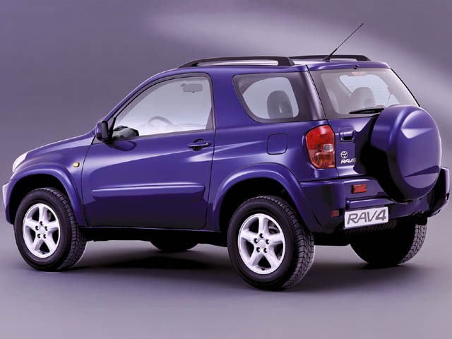 TOYOTA RAV4 2ª serie Foto e Immagini Esclusive Archivio