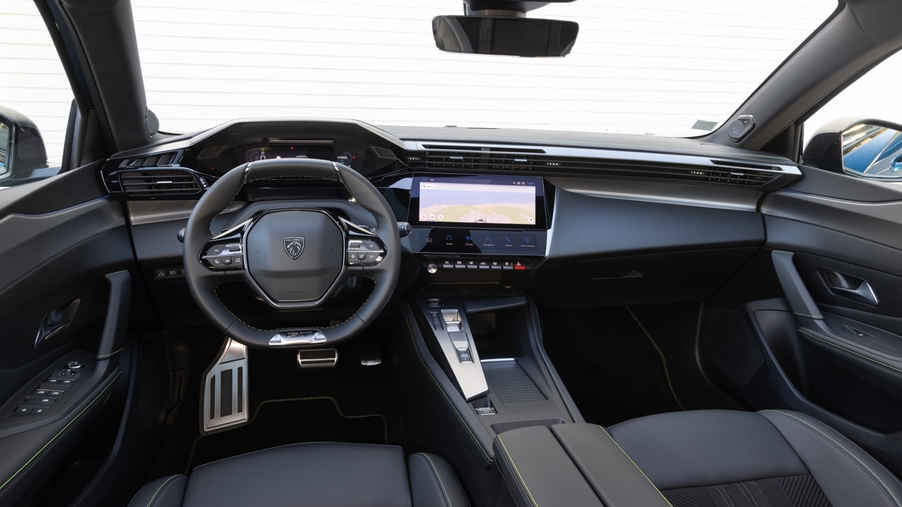 PEUGEOT 408 Hybrid 145 e-DCS6 GT