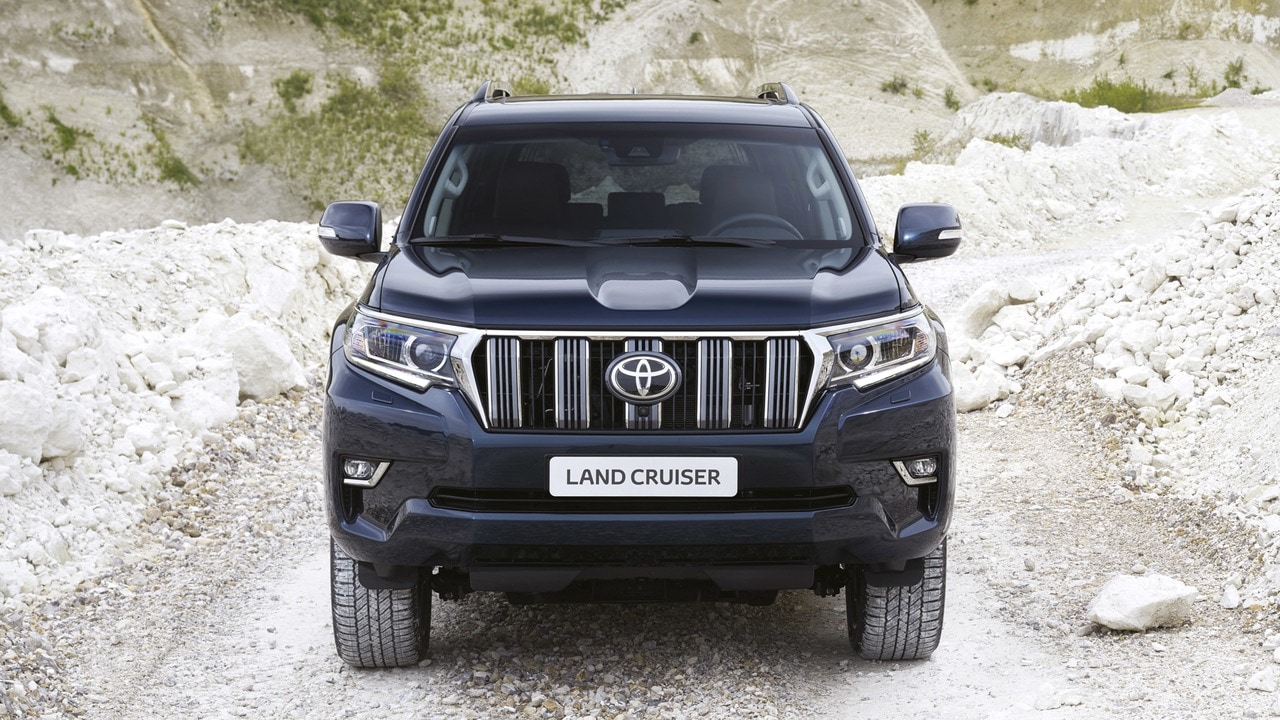 TOYOTA Land Cruiser 3p Foto e Immagini Esclusive Listino