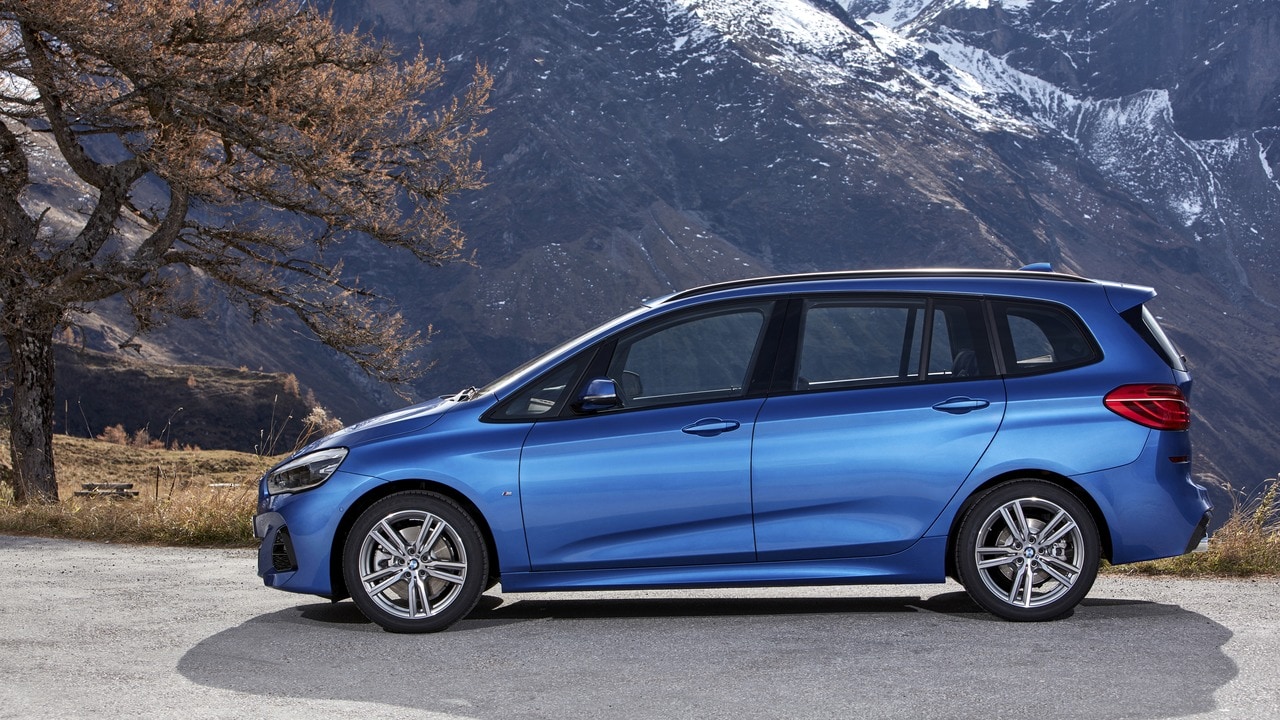 BMW 218d xDrive Gran Tourer Advantage - Foto e Immagini Esclusive ...