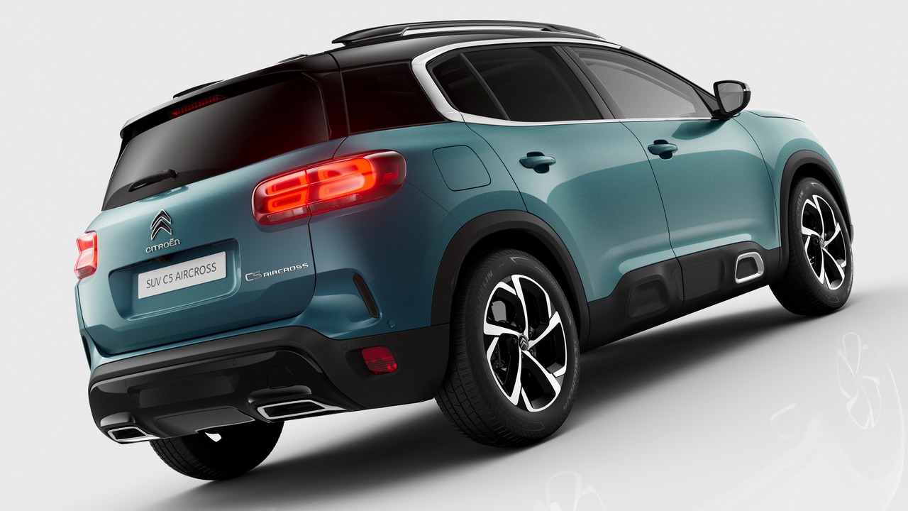 CITROEN C5 Aircross PureTech 130 S&S EAT8 Feel Foto e Immagini Esclusive Archivio