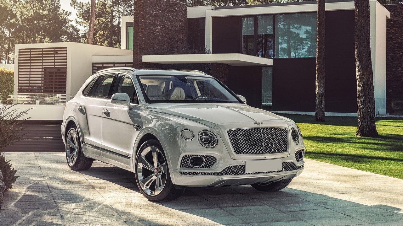 BENTLEY Bentayga - Foto E Immagini Esclusive - Listino | Quattroruote.it