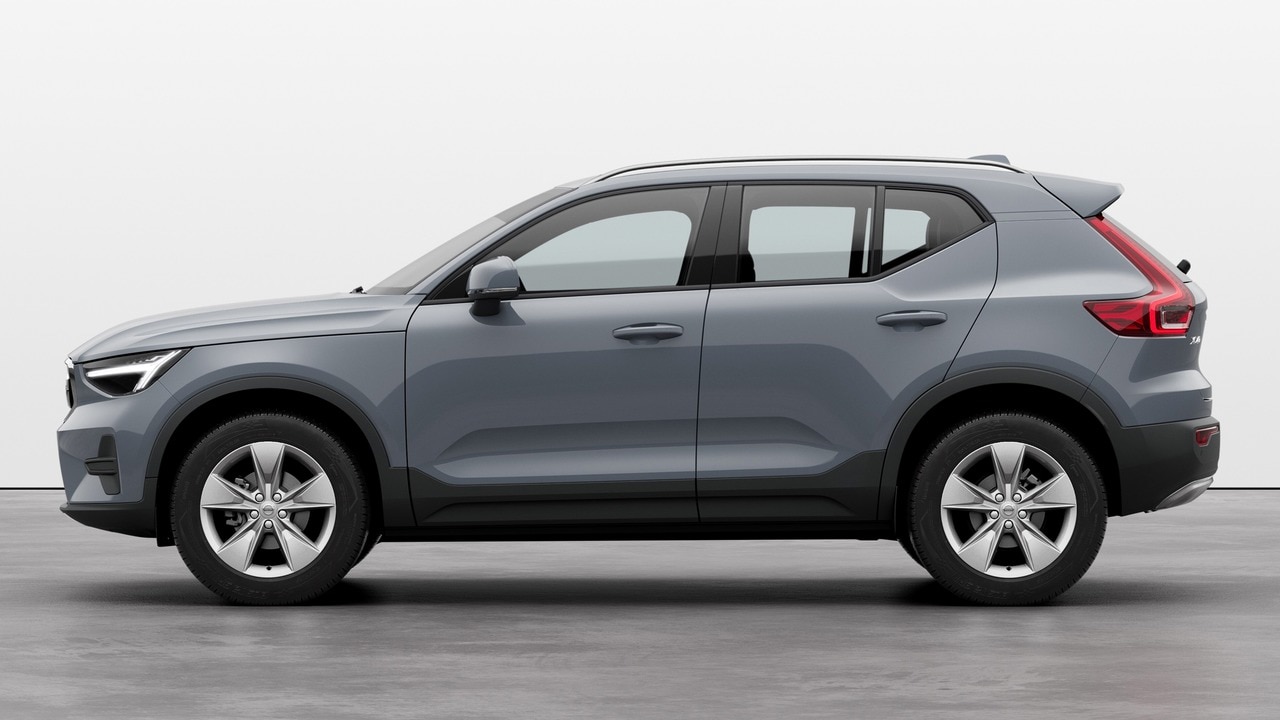 VOLVO XC40 B3 Automatico Core - Foto E Immagini Esclusive - Listino ...