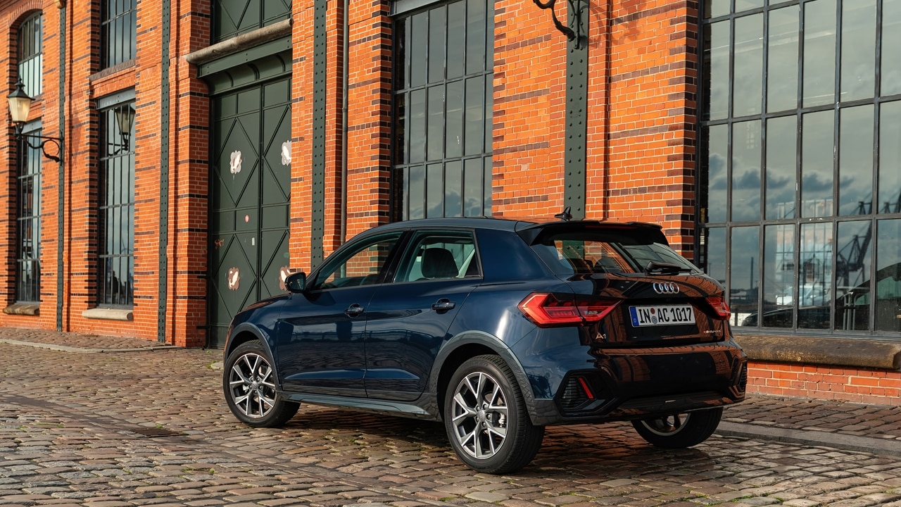 AUDI A1 allstreet 35 TFSI S tronic Business Foto e Immagini Esclusive Listino Quattroruote.it