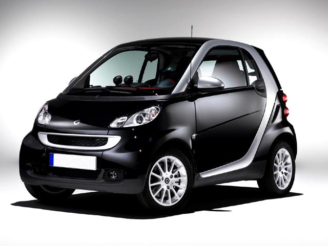 Per viaggiatori - Recensione di SMART fortwo 1000 52 kW MHD coupé pulse 