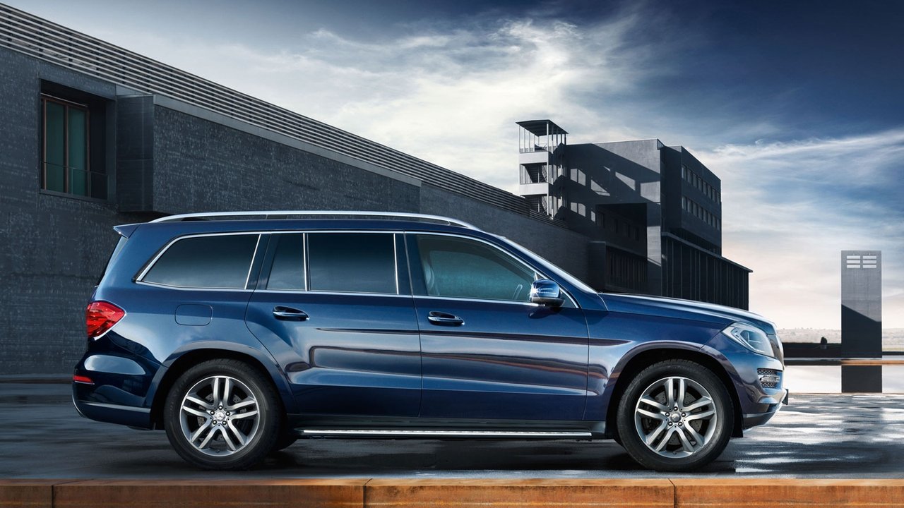 MERCEDES GL 350 BlueTEC 4matic Sport - Foto e Immagini Esclusive ...