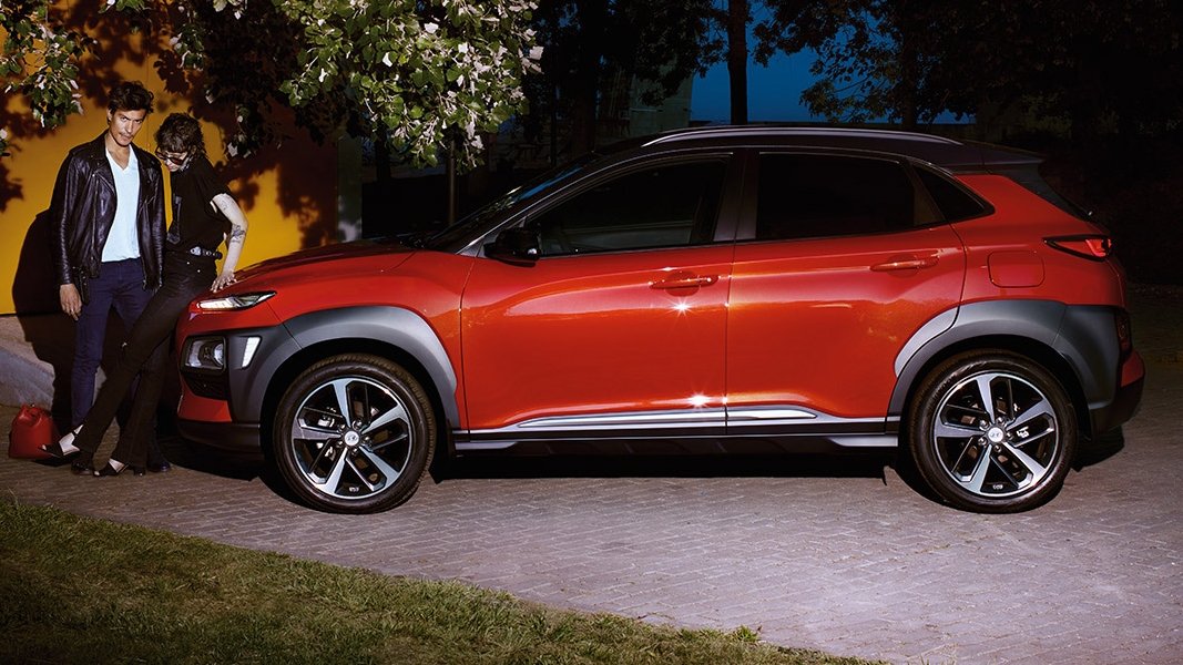 HYUNDAI Kona 1.6 CRDI 136 CV 4WD DCT Xpossible - Foto e Immagini ...