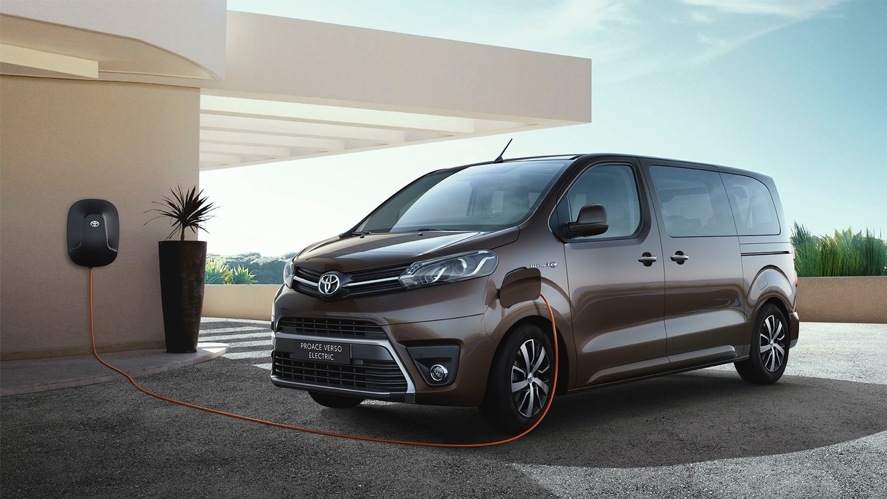 Toyota proace verso характеристики