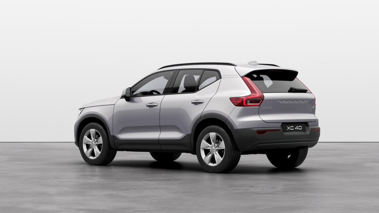 VOLVO XC40 T2 automatico Essential Foto e Immagini Esclusive