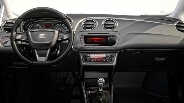 SEAT Ibiza SC 1.4 TSI DSG 3p. Cupra: prezzo e scheda tecnica 