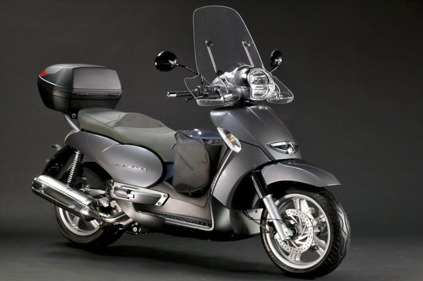 Motorino Scarabeo Nero Usato Aprilia Scarabeo 125 Scarabeo 50 4t