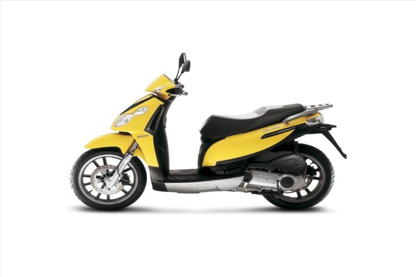 Piaggio Carnaby 200