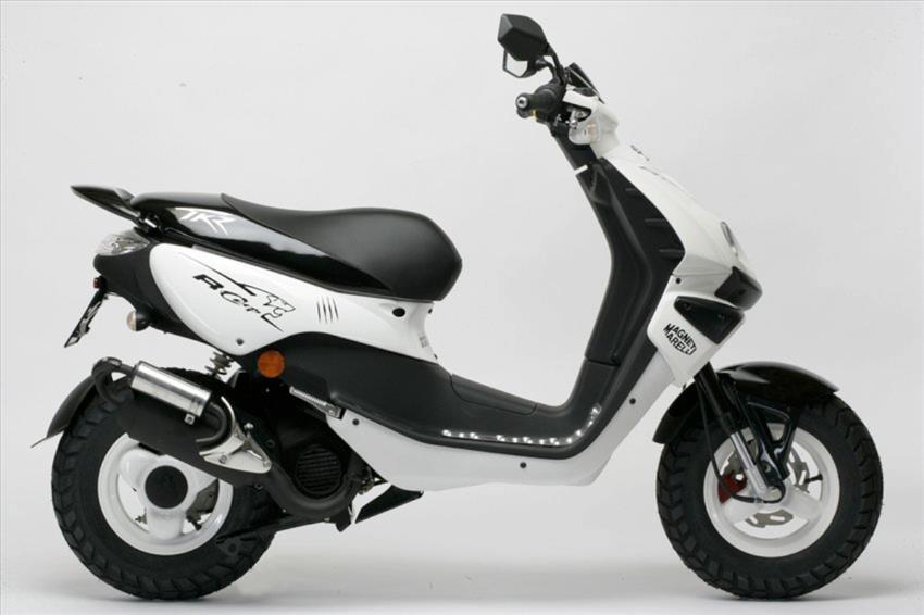 Peugeot TKR2 50 R Cup