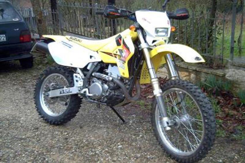 Suzuki Valenti DR-Z 400 E