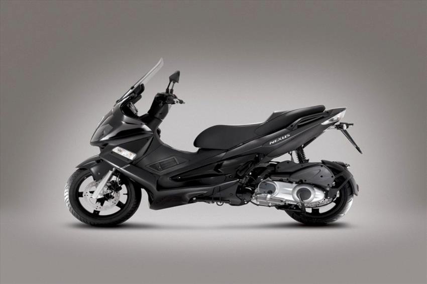 Nexus 300 Piaggio Gilera 500 Piaggio Gilera Nexus 500 Leovince