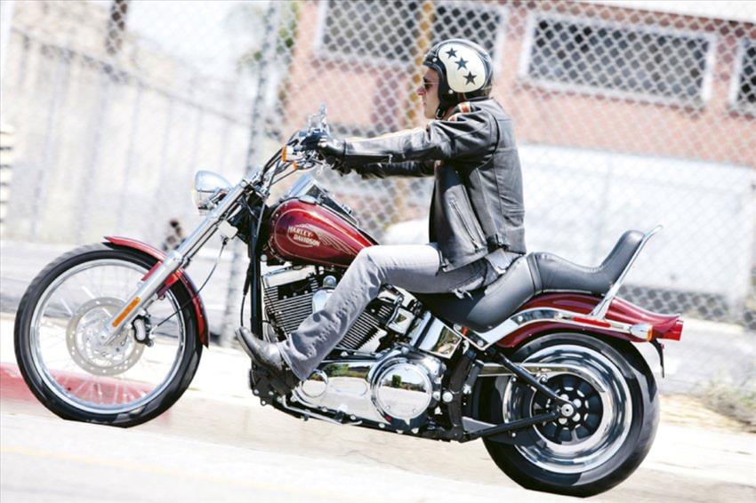 Harley-Davidson Softail Custom FXSTC