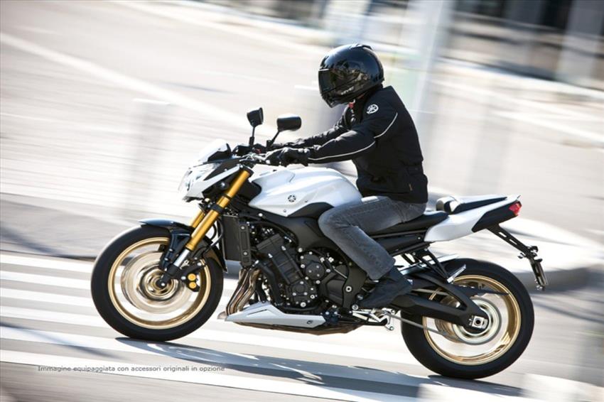 Yamaha FZ8