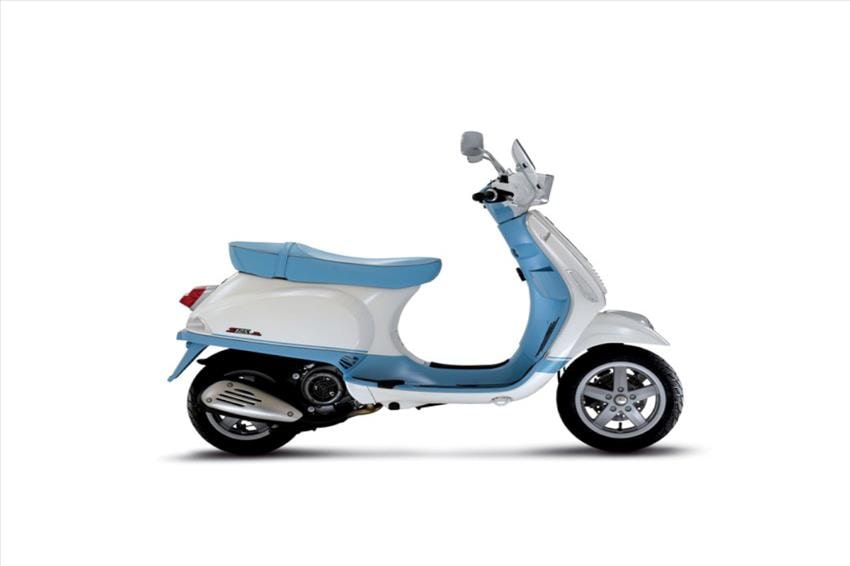 Vespa S50 Libretto Vespa 50 In Bianco Piaggio Vespa 50 S College