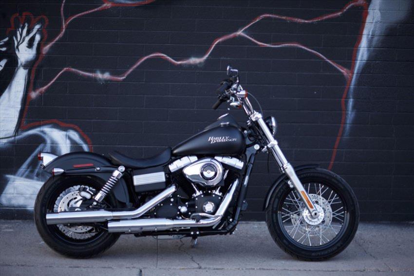 Harley-Davidson Dyna Street Bob FXDB