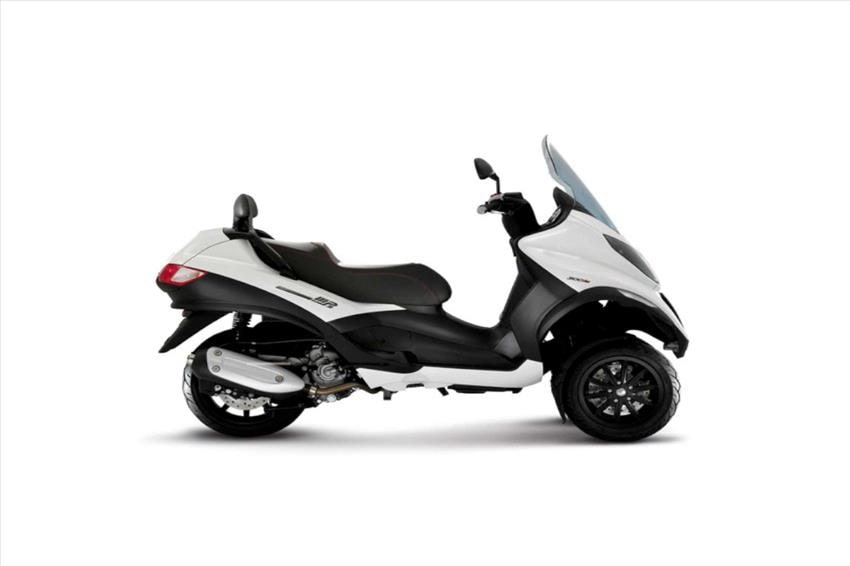 Piaggio MP3 400 Sport