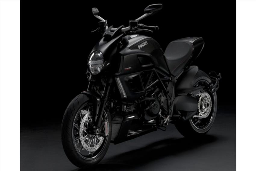 Diavel carbon 2011 hotsell