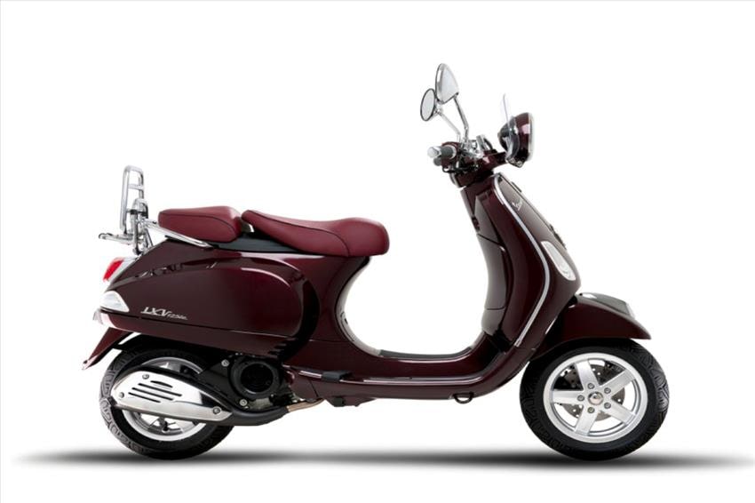 Piaggio Vespa 125 LXV Vie della Moda