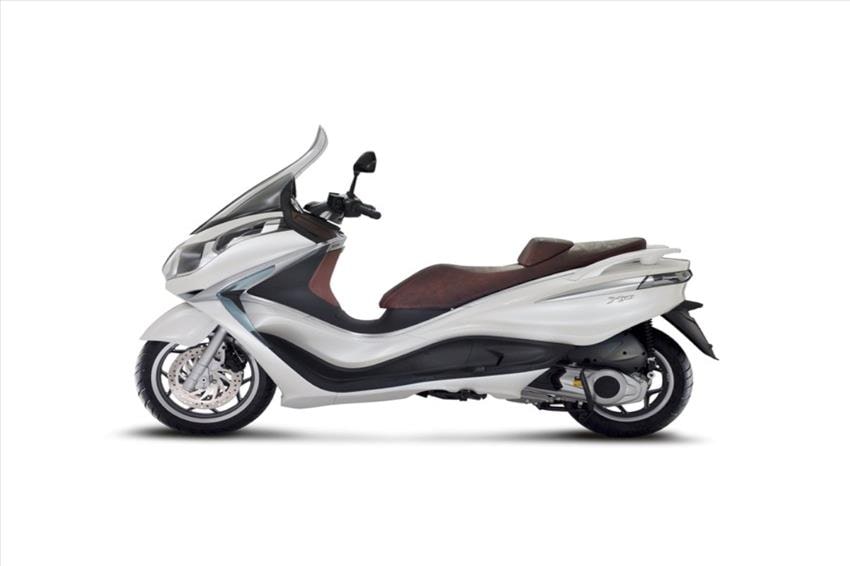 Piaggio X10 125 Executive