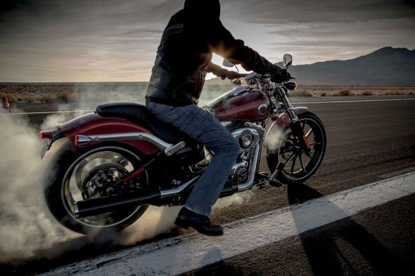 Harley-Davidson Softail Breakout ABS
