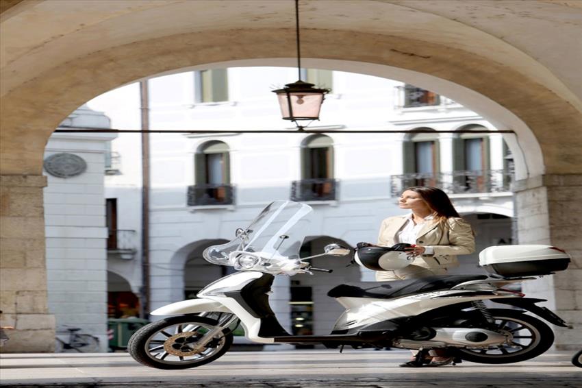 Piaggio Liberty 150 Full Optional