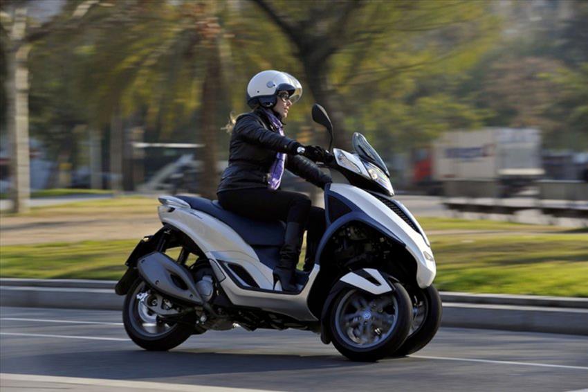 Piaggio MP3 300 Yourban Sport LT