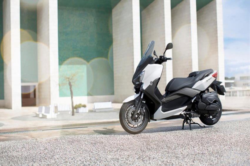 Yamaha X-Max 400