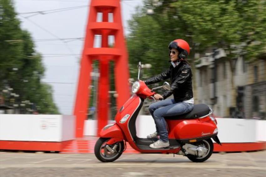 Piaggio Vespa 50 LX Touring