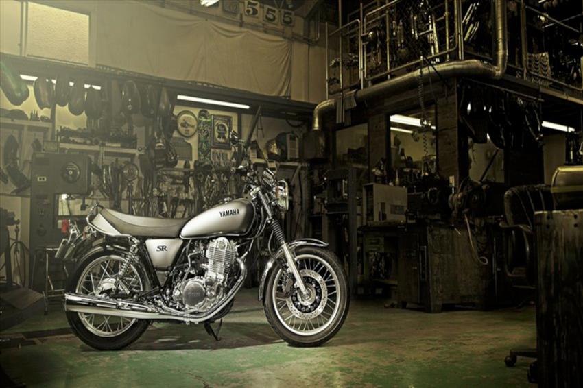 Yamaha SR 400
