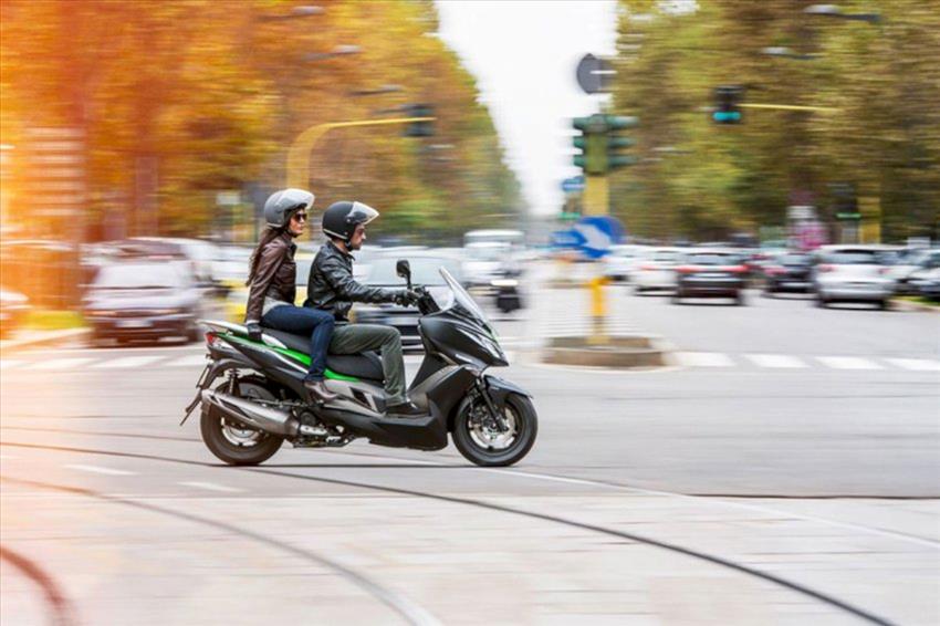 Kawasaki Ninja Scooter Kawasaki J300 VelocitÃ Massima Kawasaki