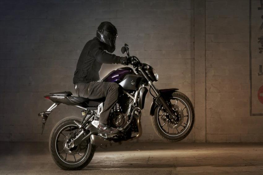 Yamaha MT-07 Deep armor / Race blu