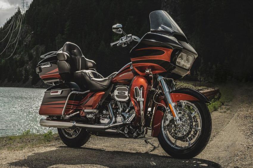 Harley-Davidson Road Glide C.V.O. Ultra ABS