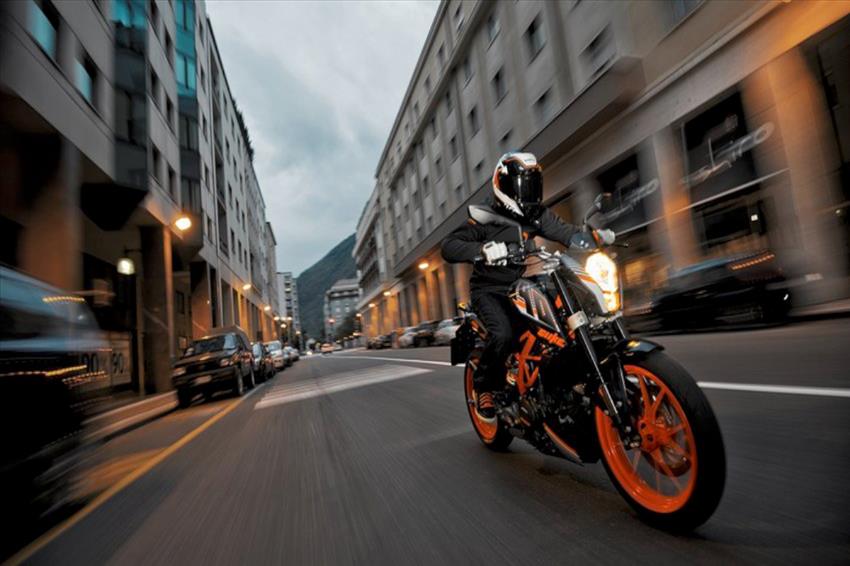 KTM 390 Duke ABS