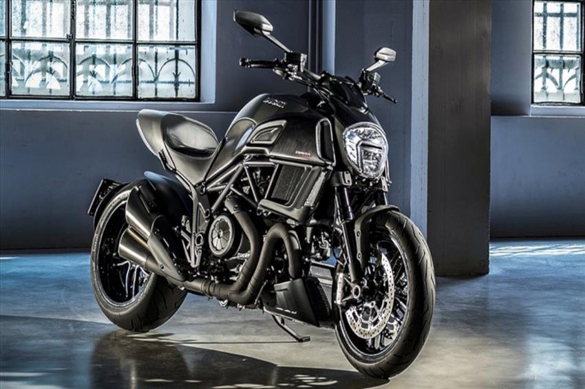 Ducati Diavel Carbon