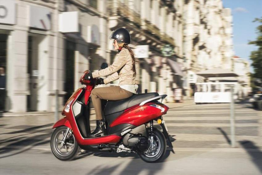 Yamaha D'elight 125