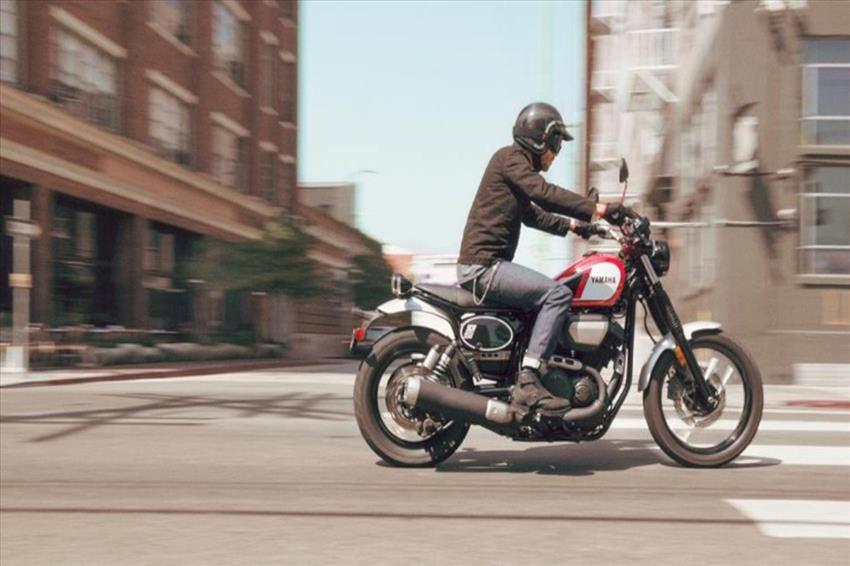 Yamaha SCR 950 ABS