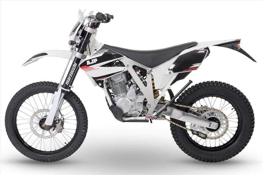 AJP PR4 240 Ultrapassar