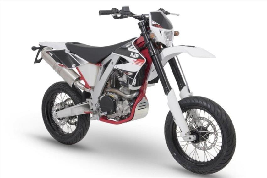 AJP PR5 250 Supermoto