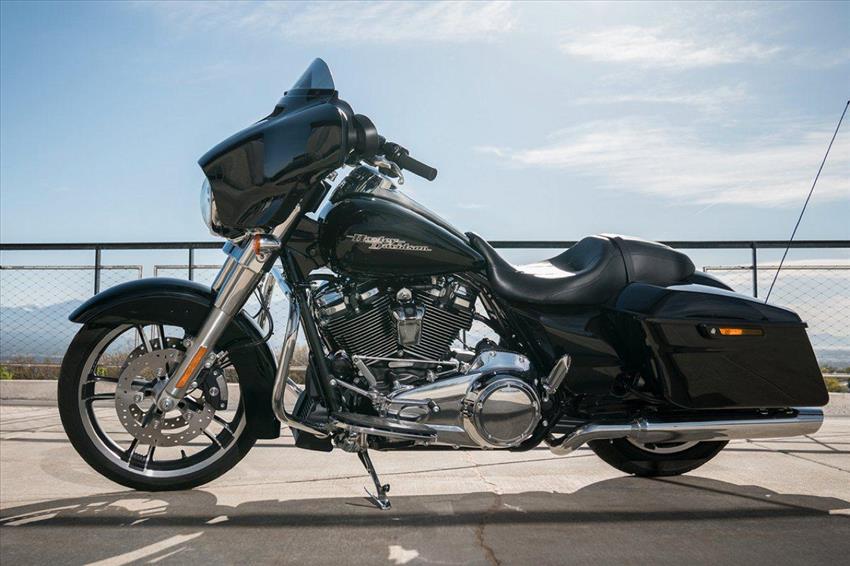 Harley-Davidson Touring Street Glide