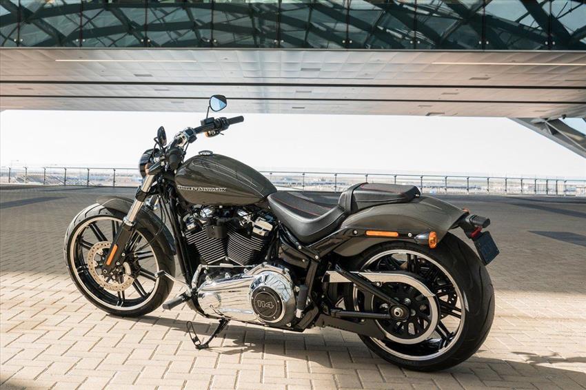 Harley-Davidson Softail Breakout ABS