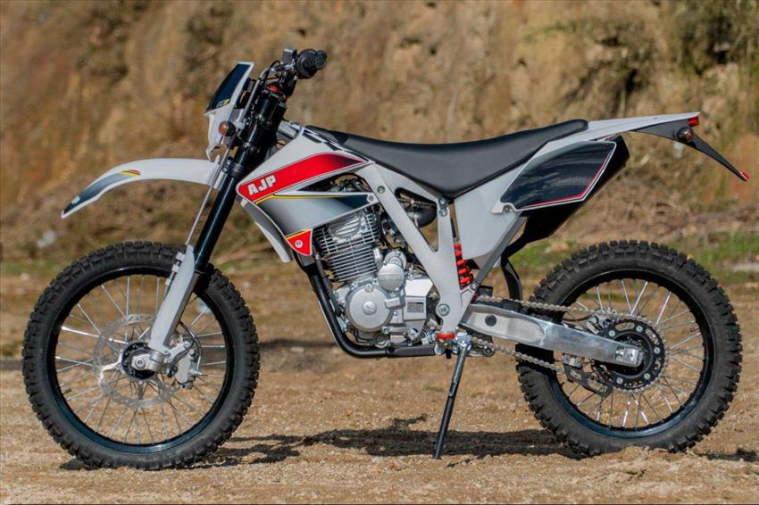 AJP PR3 125 Enduro