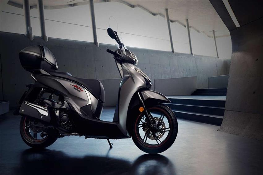 Honda SH 300 I Sport ABS Prezzo, Scheda tecnica e Foto Dueruote