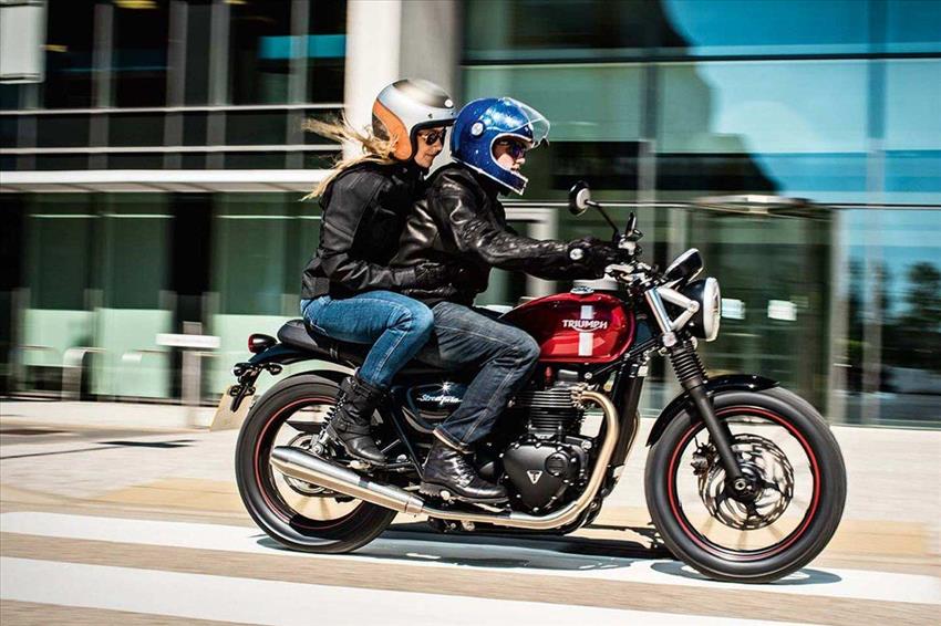 Triumph Street Twin