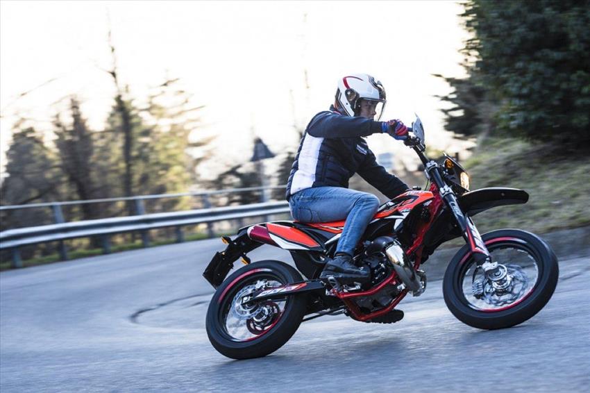 Beta RR Motard 50 Track R Limited Edition