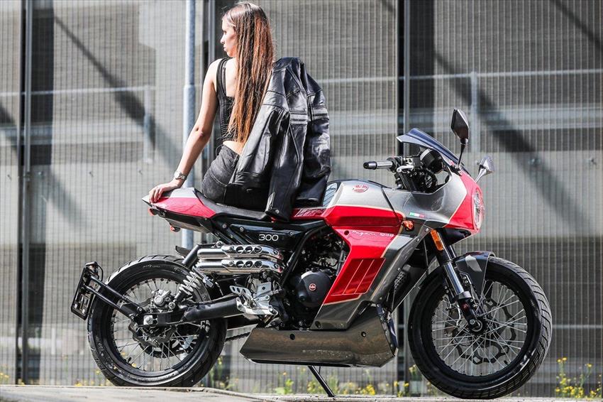 F.B. Mondial Sport Classic 300 ABS